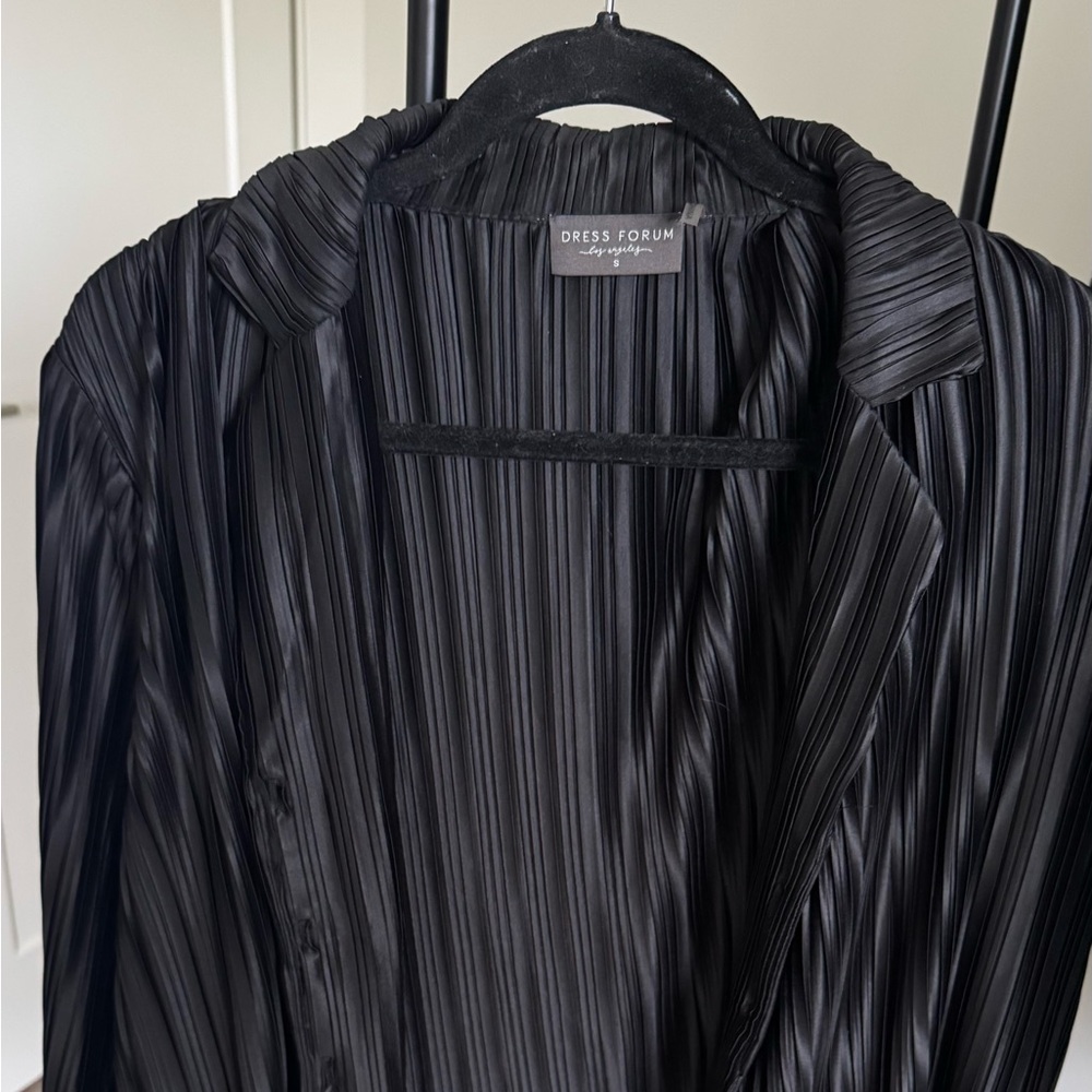 Dress Forum Black Pleated Top
